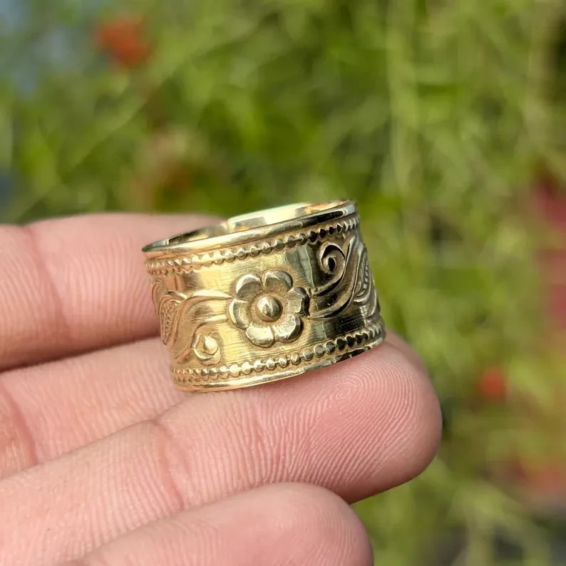 Handcrafted Flower Brass wide band Ring – Minimal Modern Everyday Jewelry