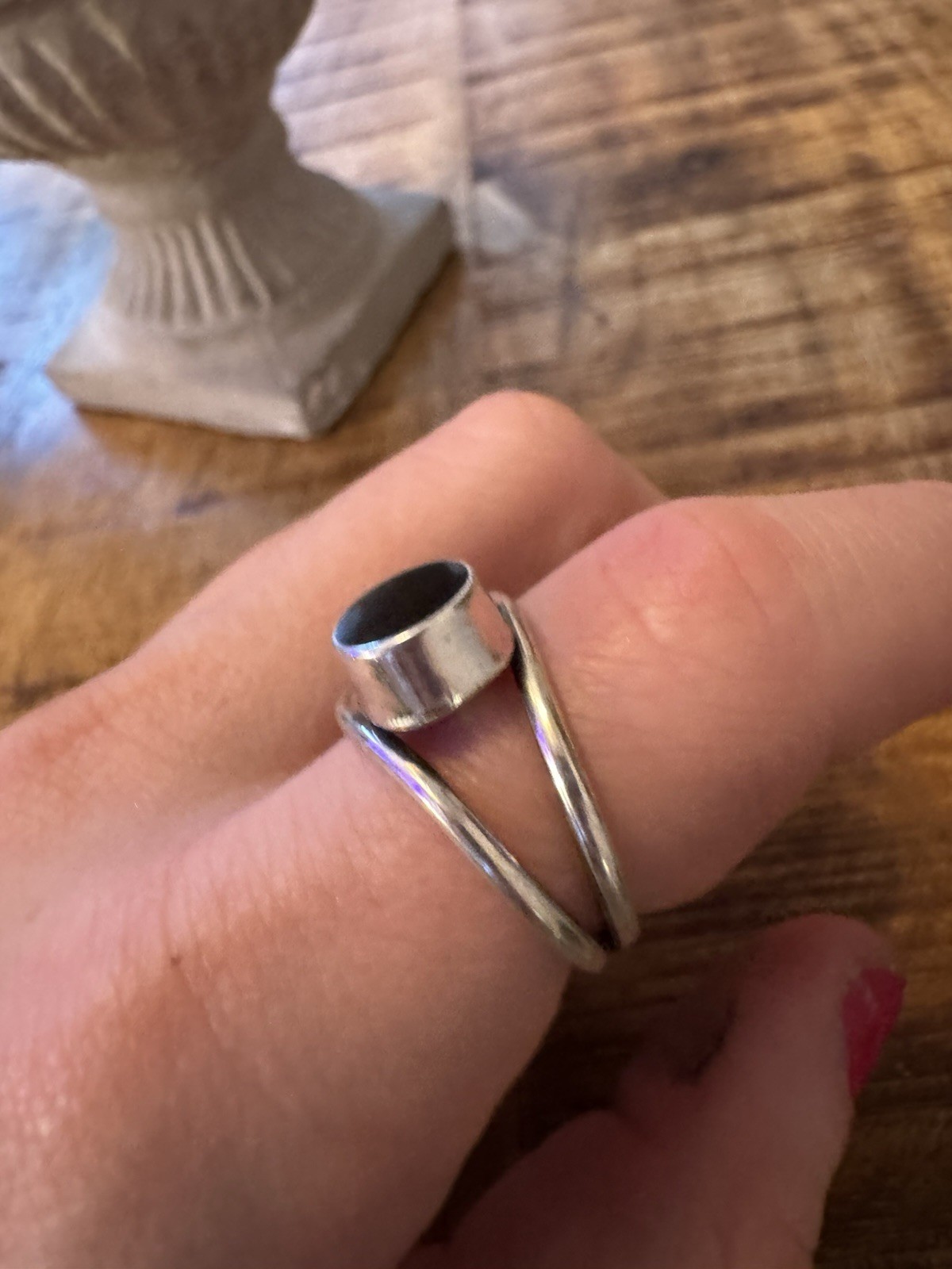 Silver handmade Wrap unique Ring Size 8 Round Black Onyx Bezel Set