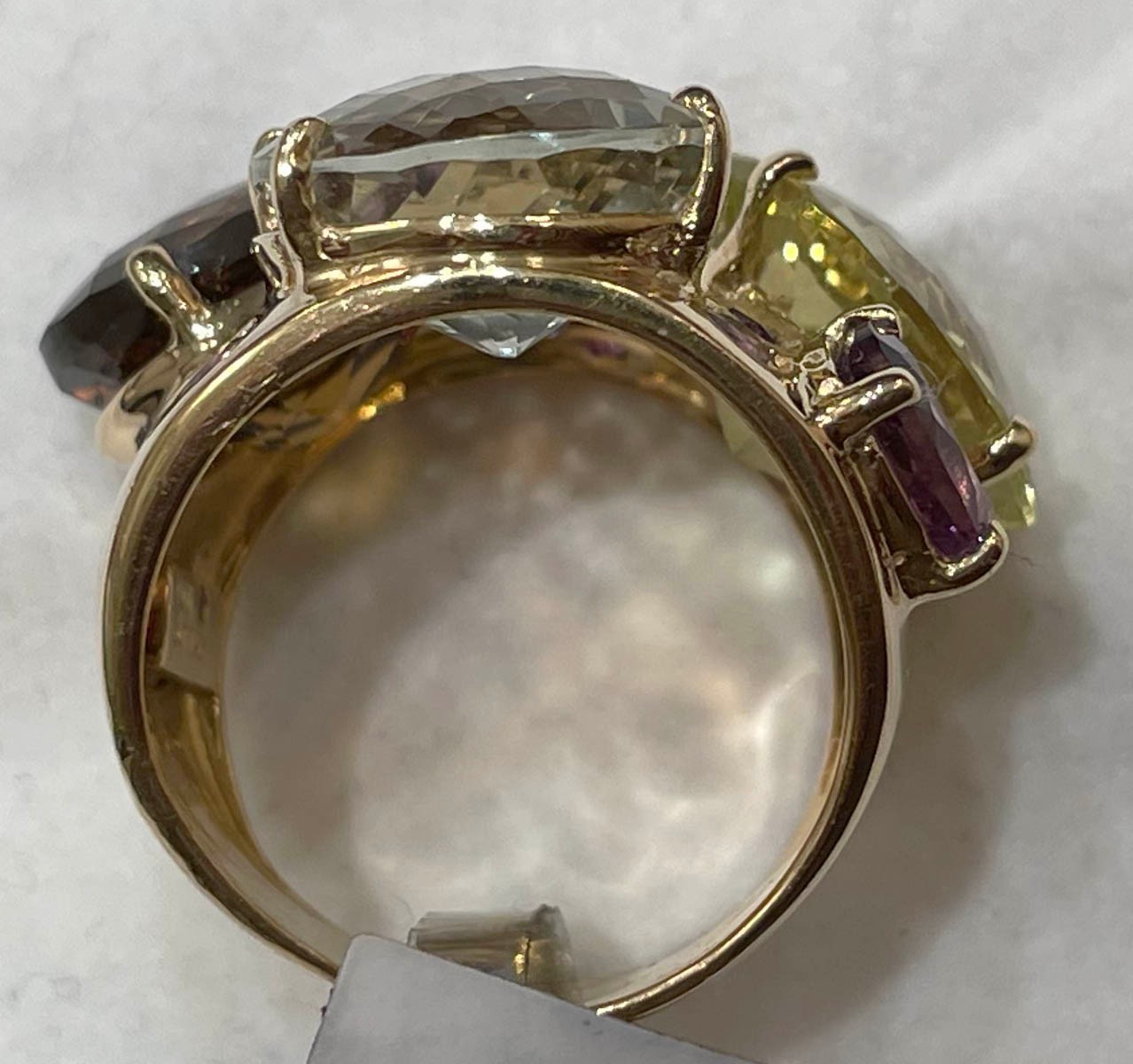 Very Good cond Auth Roberto Coin Ipanema Bold Multigem 18 KT Yellow Gold Ring
