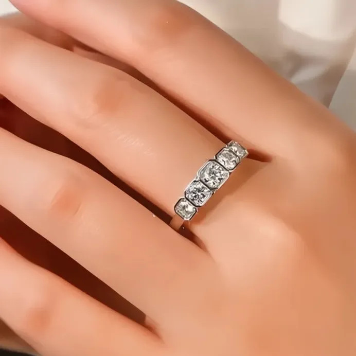 Modern Women’s Silver Geometric Cubic Zirconia Wedding Band Ring