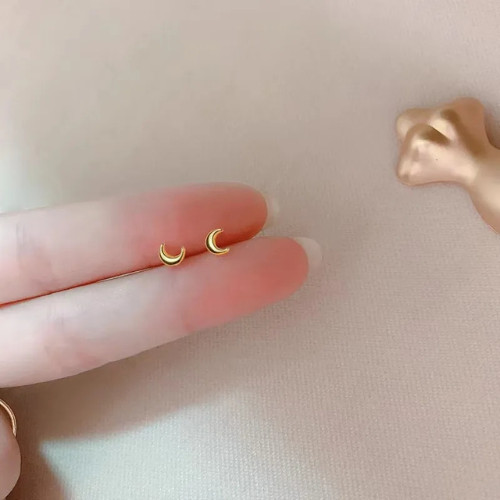 925 Sterling Silver Tiny Leaves Olive Leaf Dainty Minimalist Women Stud Earrings