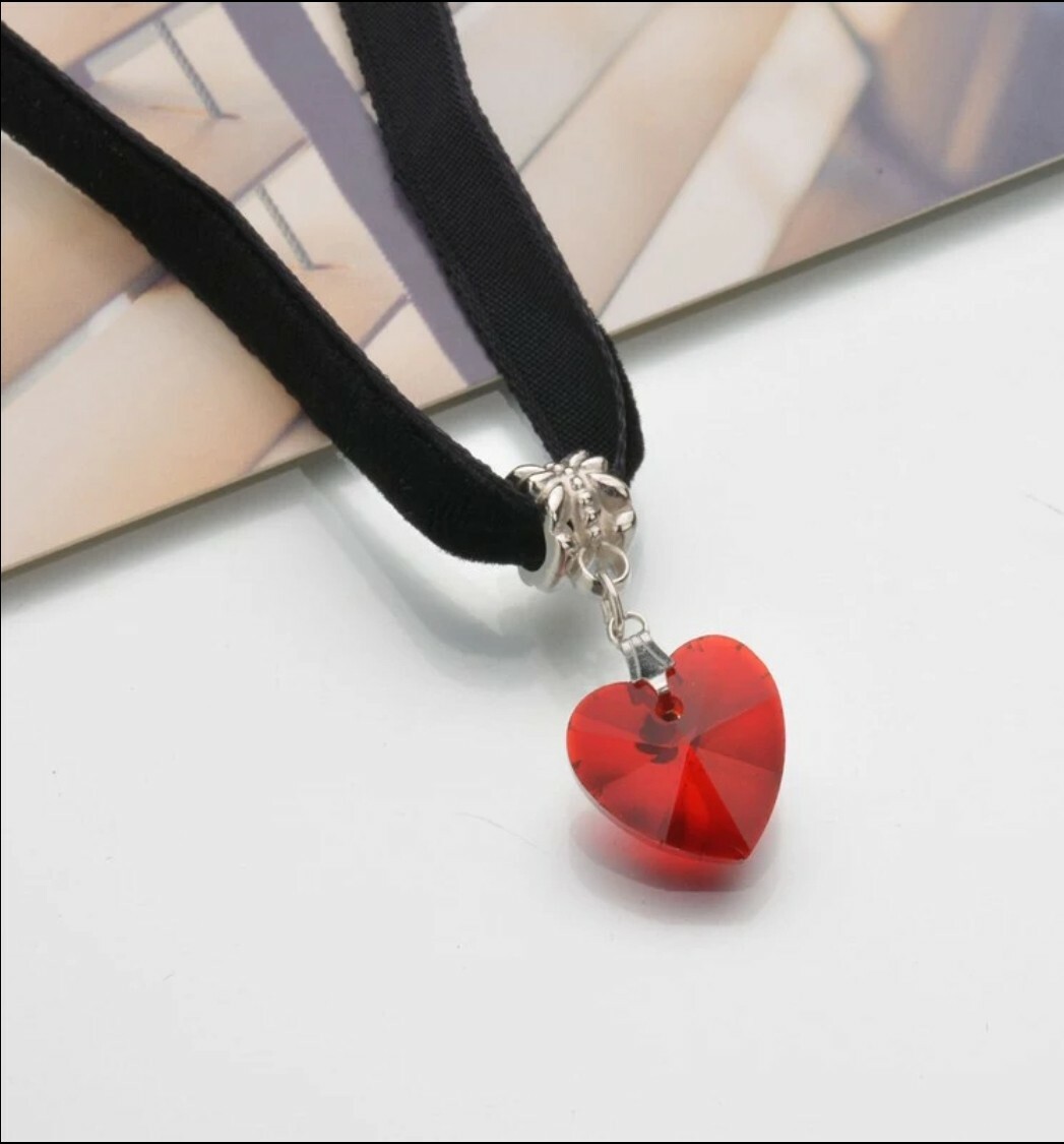 Black Velvet Choker w/ Red Heart Pendant Gothic Punk Necklace 85-1