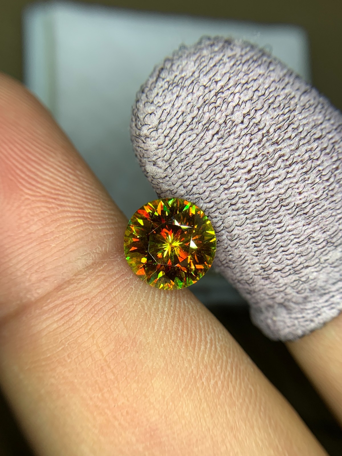Natural 3.20 Carat Round Rare Sphene (Titanite) | Brilliant Full Fire | Eye-Catc