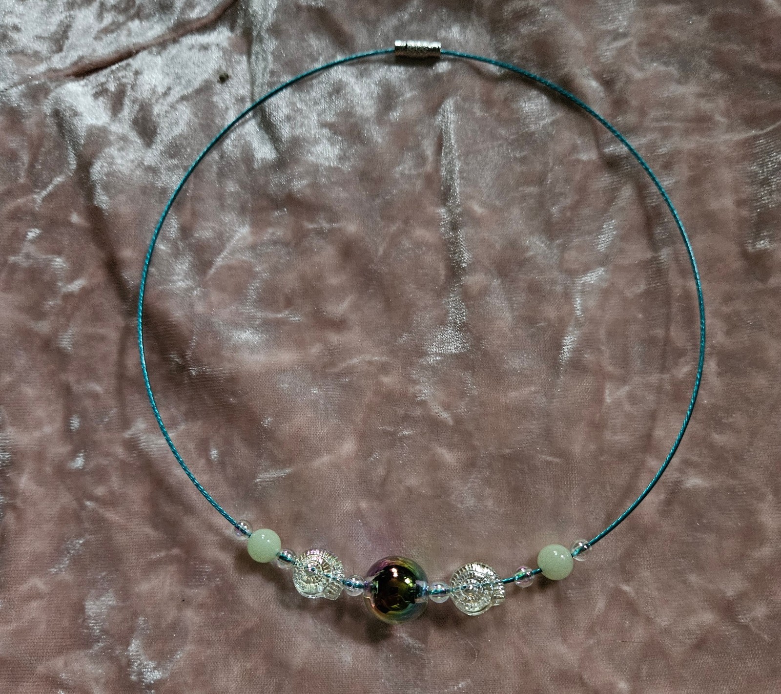 BigTimeRockShow Sea Treasure Iridescent Orb & Glass Nautilus Glow In The Dark