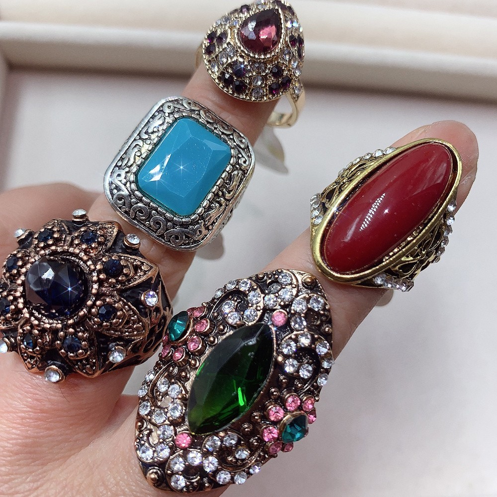 Vintage Elegant Ring For Women Men, 10pc Random Rings Inlaid Synthetic Turquoise