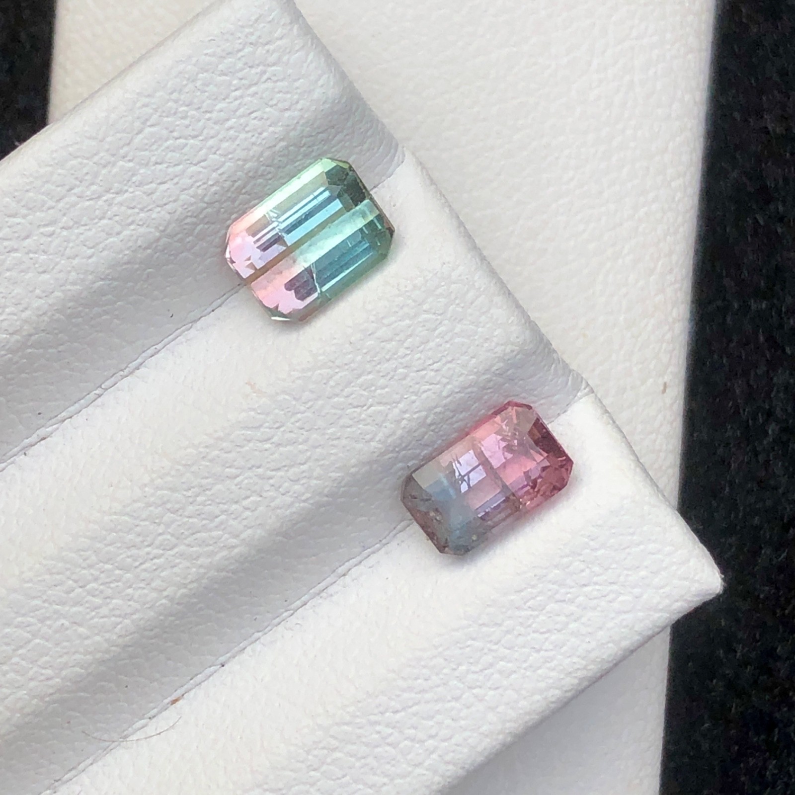 Natural bicolour Tourmaline Gemstone for Jewllery