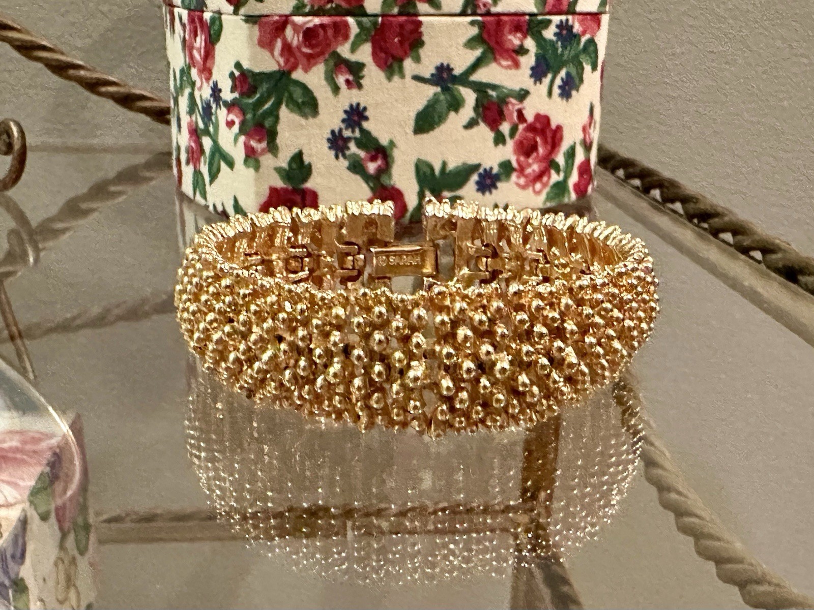 Vintage Signed Sarah Coventry Gold Tone Ballad Beaded Bracelet 7 Inch