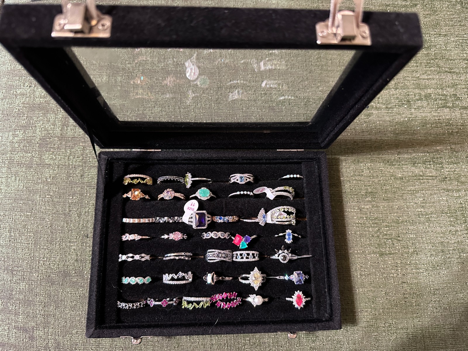 90+ Fashion Costume Jewelry Sparkly Rings-Size: 11 -New-Attention Performers!