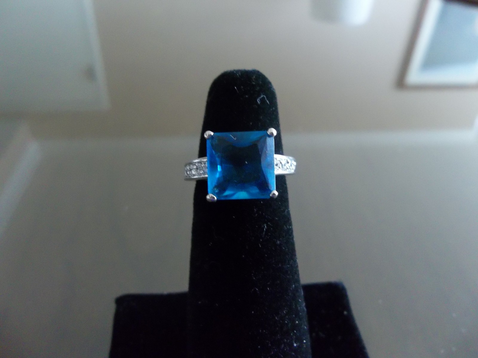 Park Lane Rare Vault RING – BRIGHT BLUE & CLEAR CZs in Rhodium – SZ 5