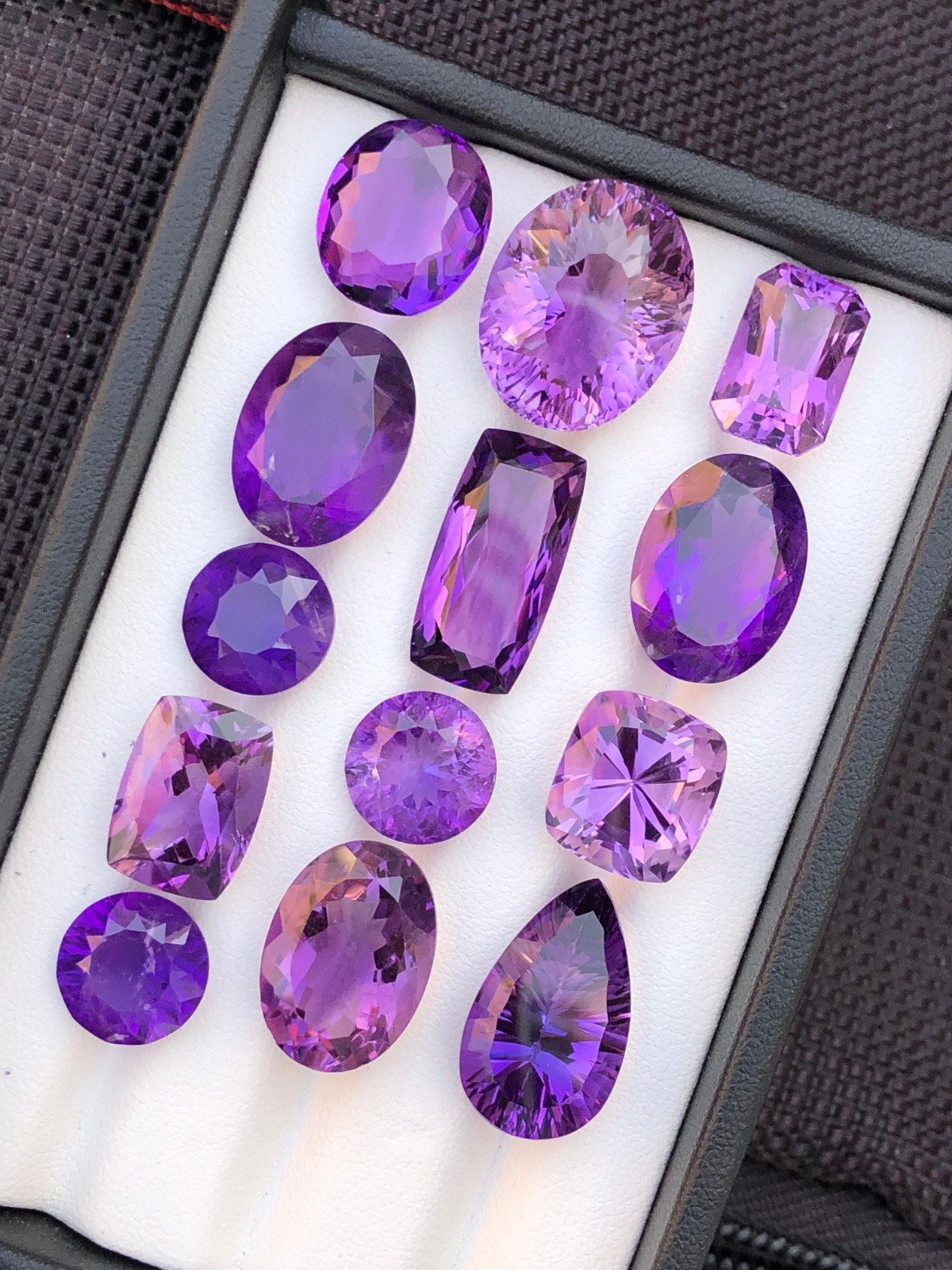 138.6 Cts Natural Amethyst Slightly included, loose Gemstone from Africa