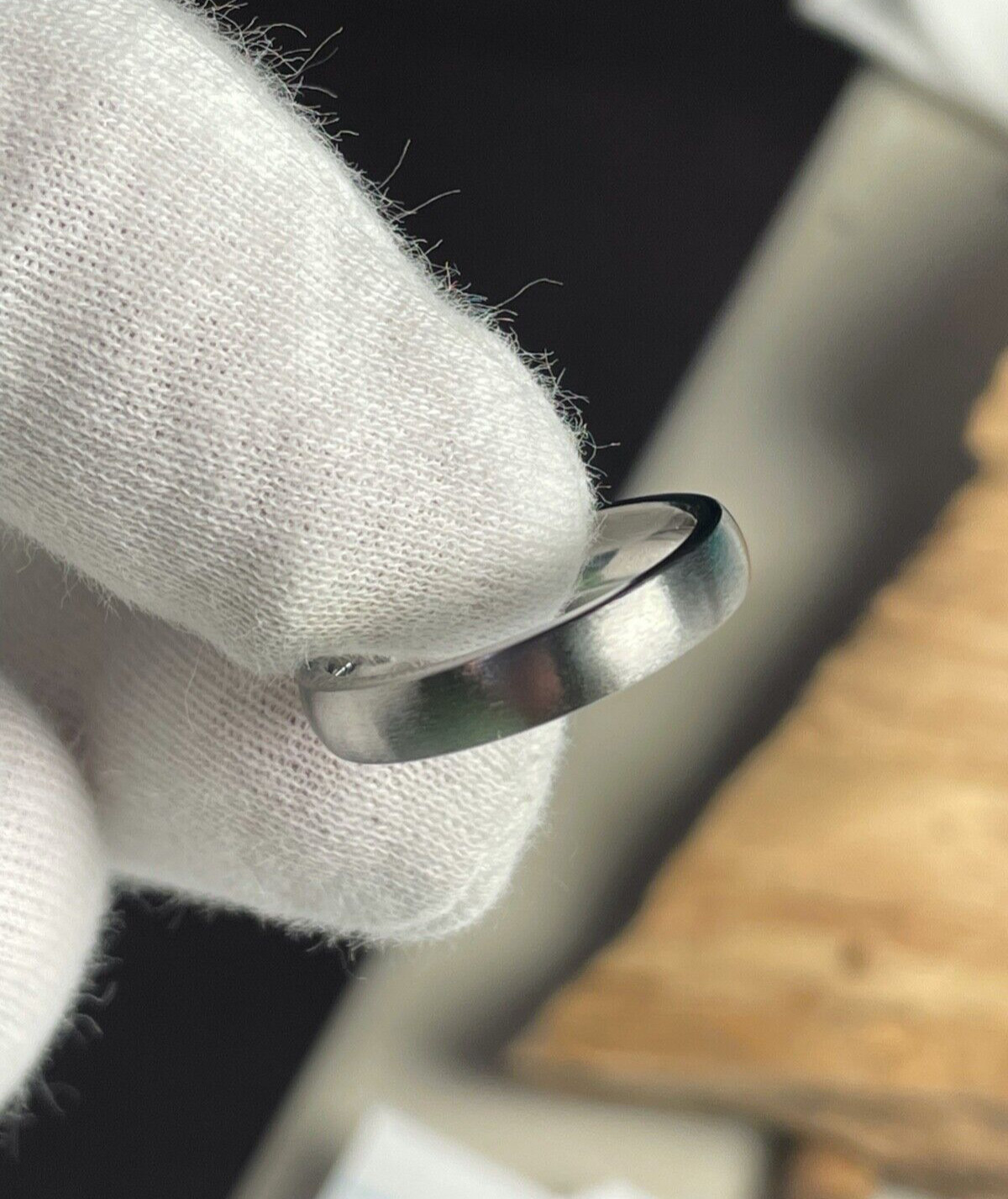 Men’s Wedding Band, Ladies Everyday wear Ring, 4mm Dome Profile, Brushed