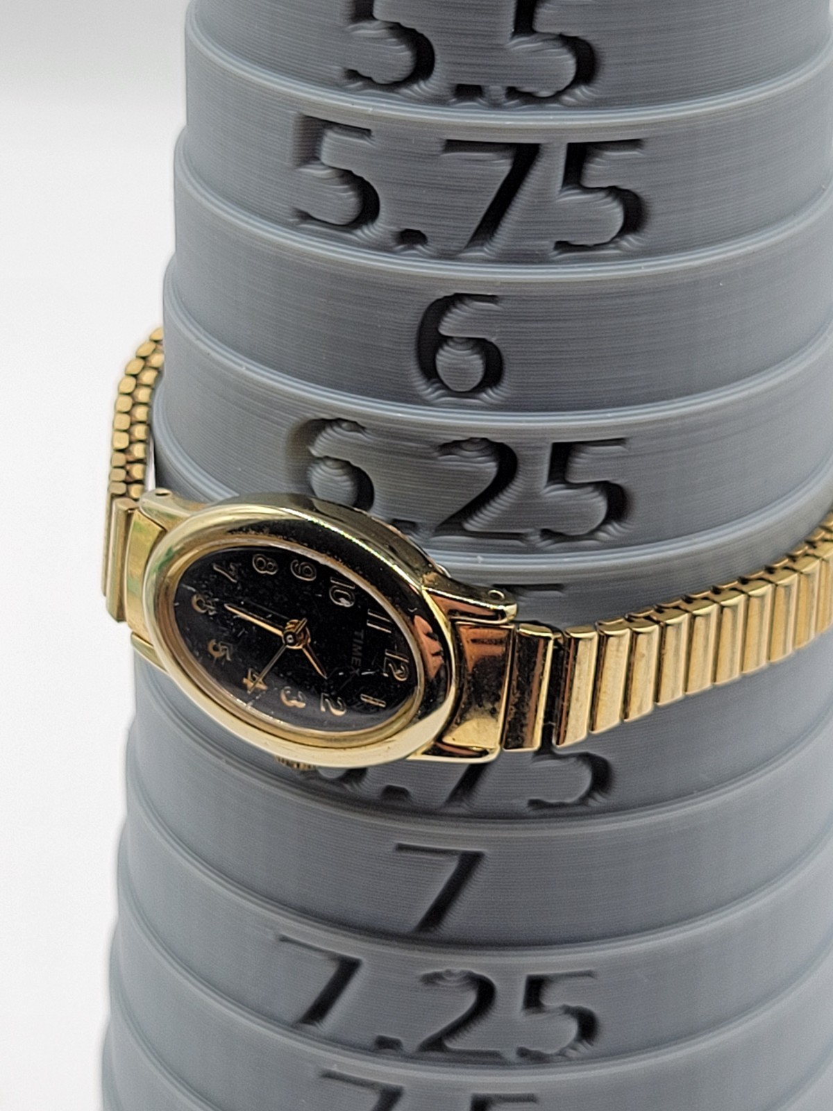 Vintage Timex Watch Womens mm Oval Face Gold Tone New Battery