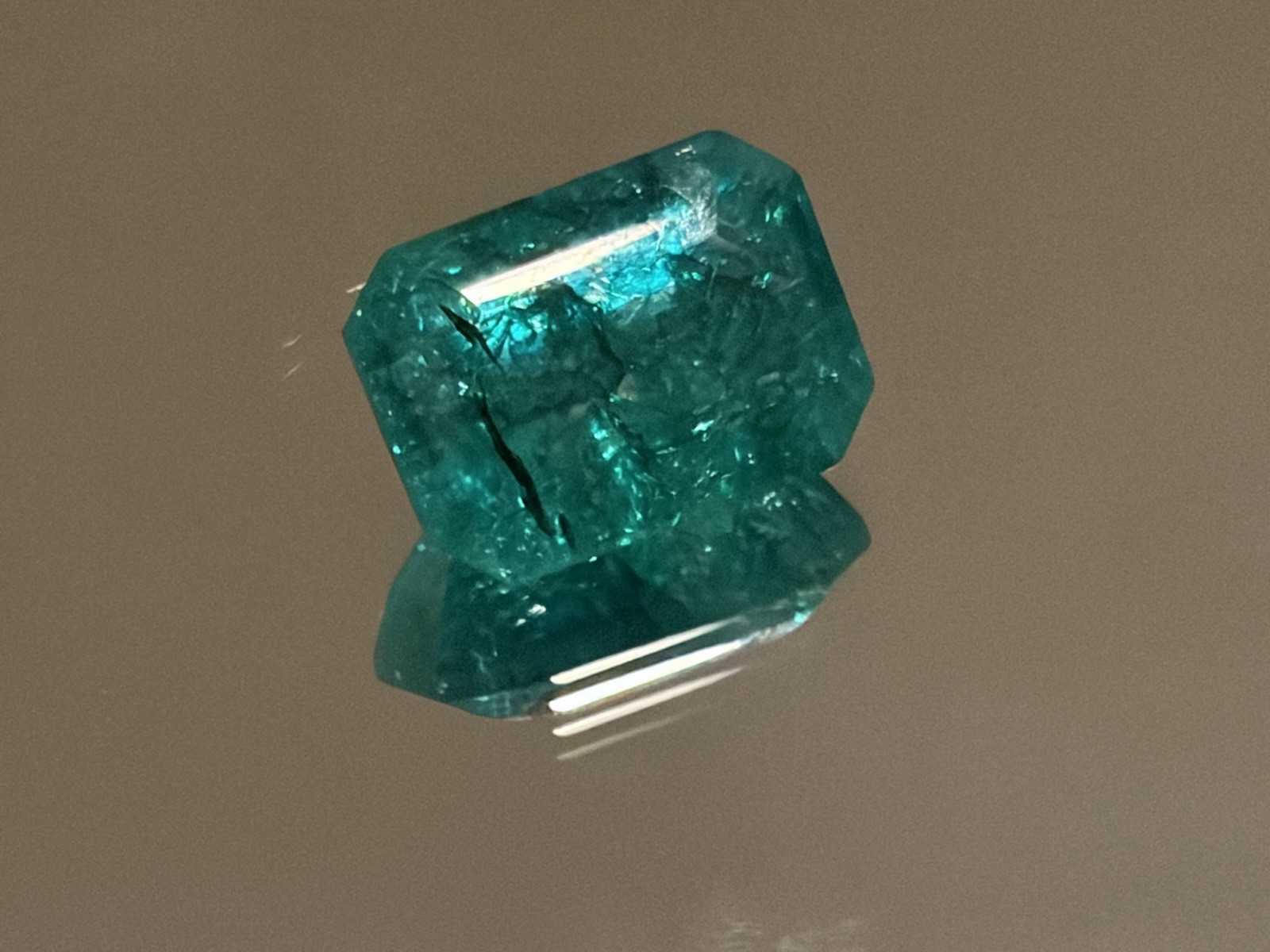Natural Green Emerald 9.37 CTs Loose Gemstone Emerald Cut