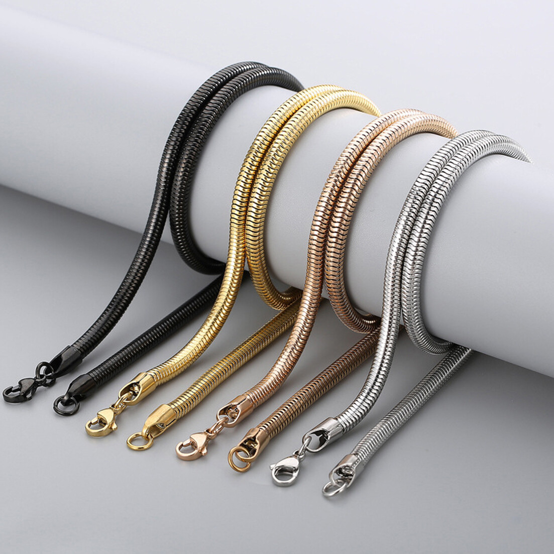 5/6mm 20″ 22″ 24″ Stainless steel Round Snake Chain Necklace For Men Women Gift