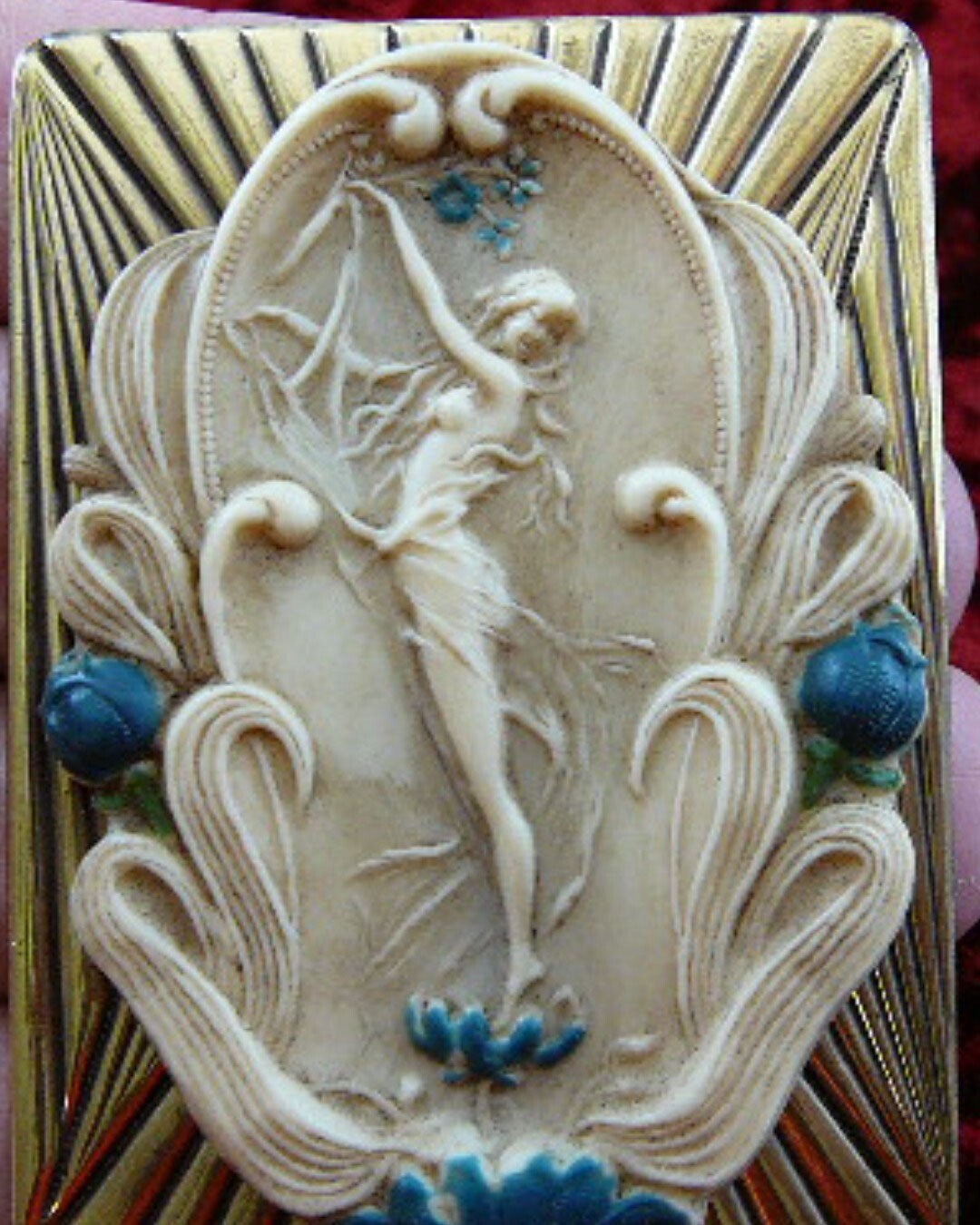 (CL25-12) WOMAN lady of the lake tree white blue CAMEO Pin Pendant brooch