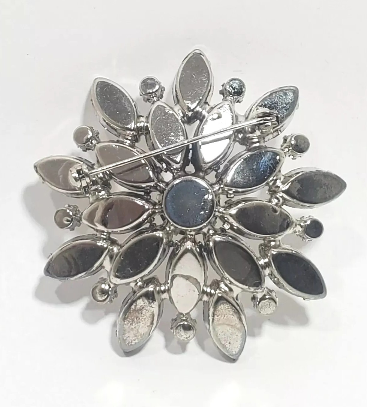 Stunning VTG Mid-Century Flower Crystal Rhinestone BROOCH PIN Rhodium-plated