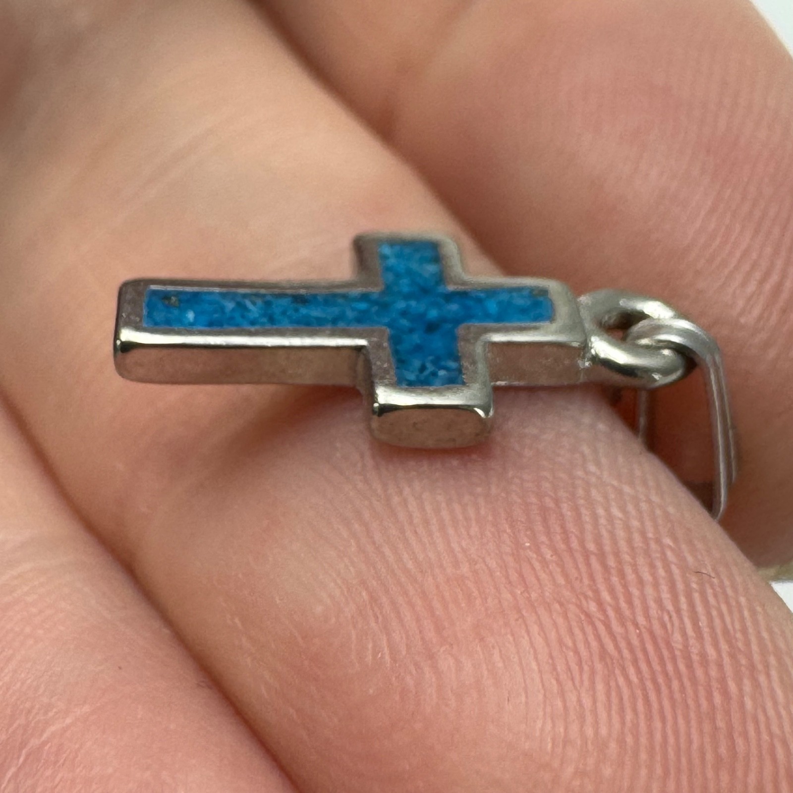 Cross Pendant Charm Silver Tone Turquoise Chip Inlay Religious Waldeck Johnson