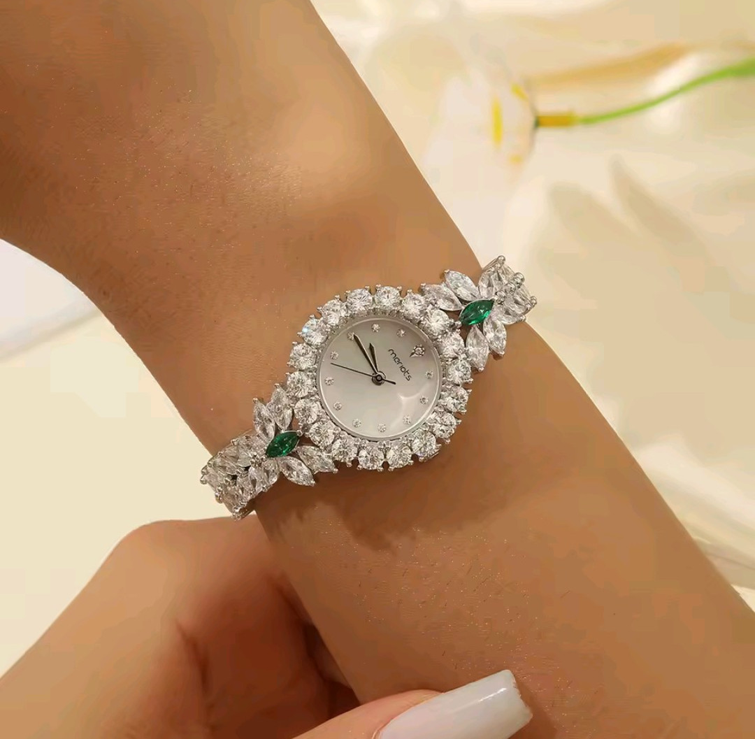 Beautiful Elegant Full Zircon White Green Luxury Watch for Women Bling Bling