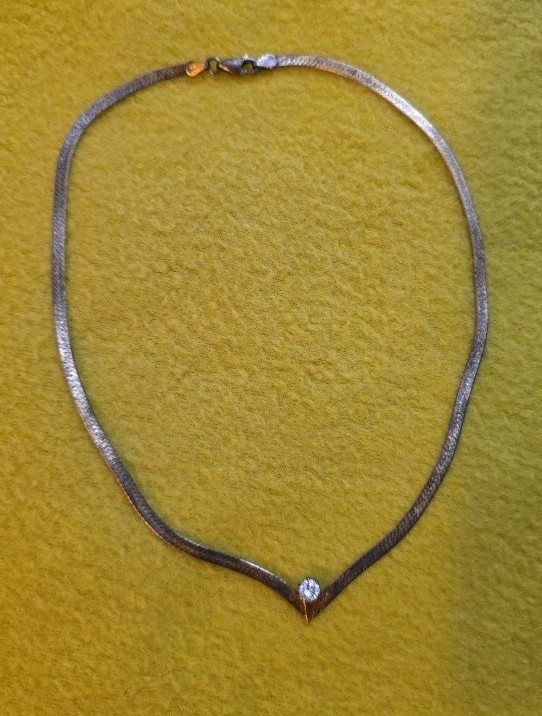 Signed Italy SU Sterling Silver 925 Chain 16″ Necklace V Shaped W/ Clear Stone