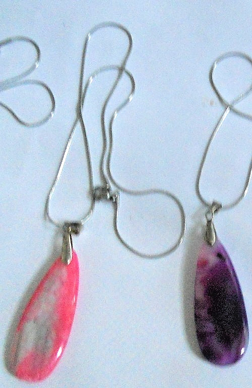 AGATE Pendant pink white teardrop 53x33mm on silver chain 18″long