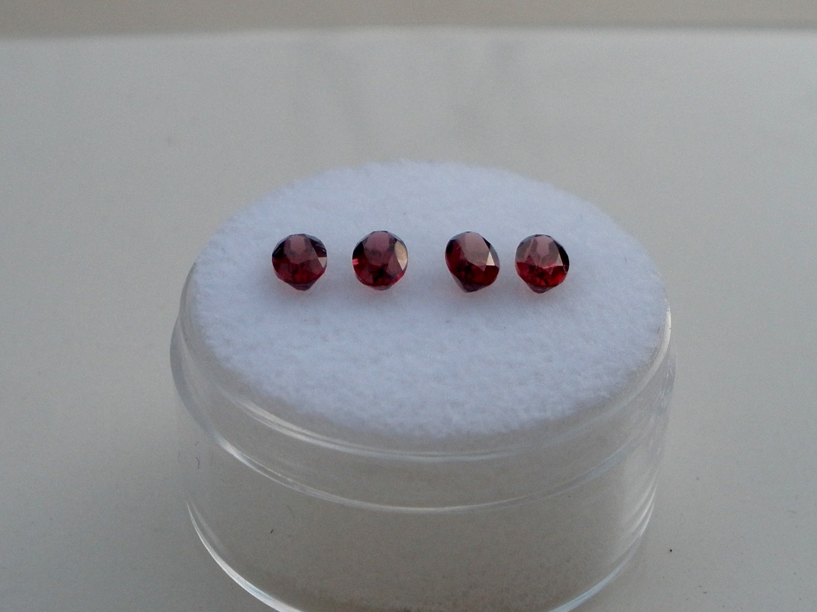 4 Garnet Oval Natural Gems Loose Faceted 5x3mm each