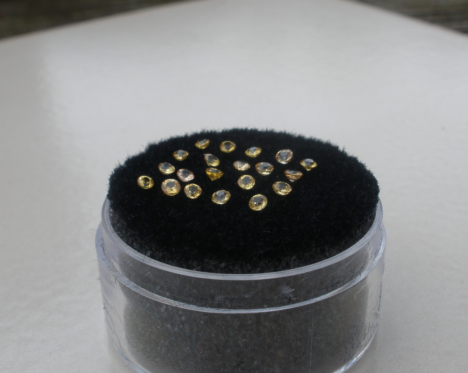 20 Yellow Natural Sapphire Loose Faceted Round Gems 1.5mm