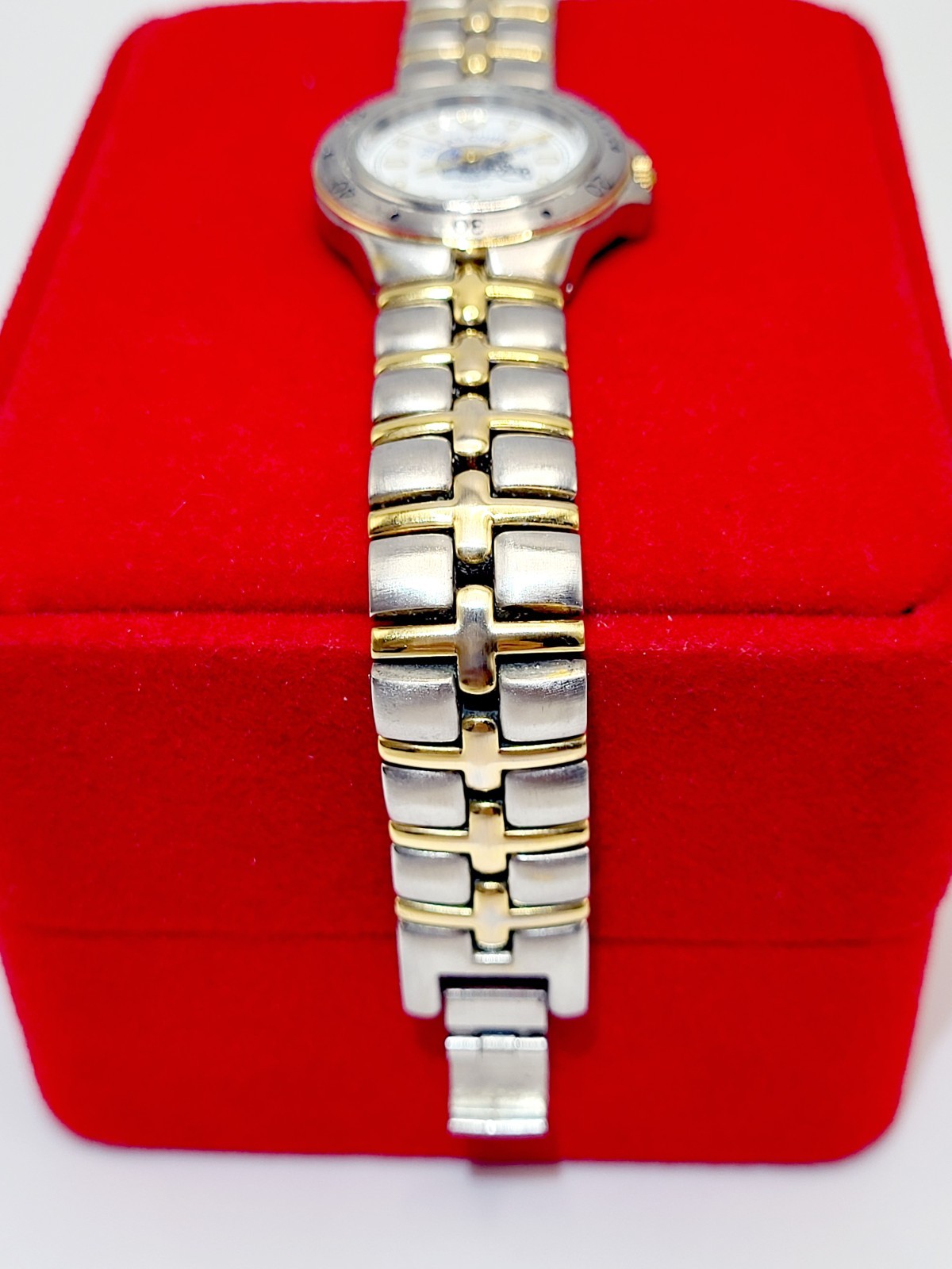 GTE Dallas Cowboys Ladies Women’s Analog Watch 2 Tone 26mm N. MINT New Battery
