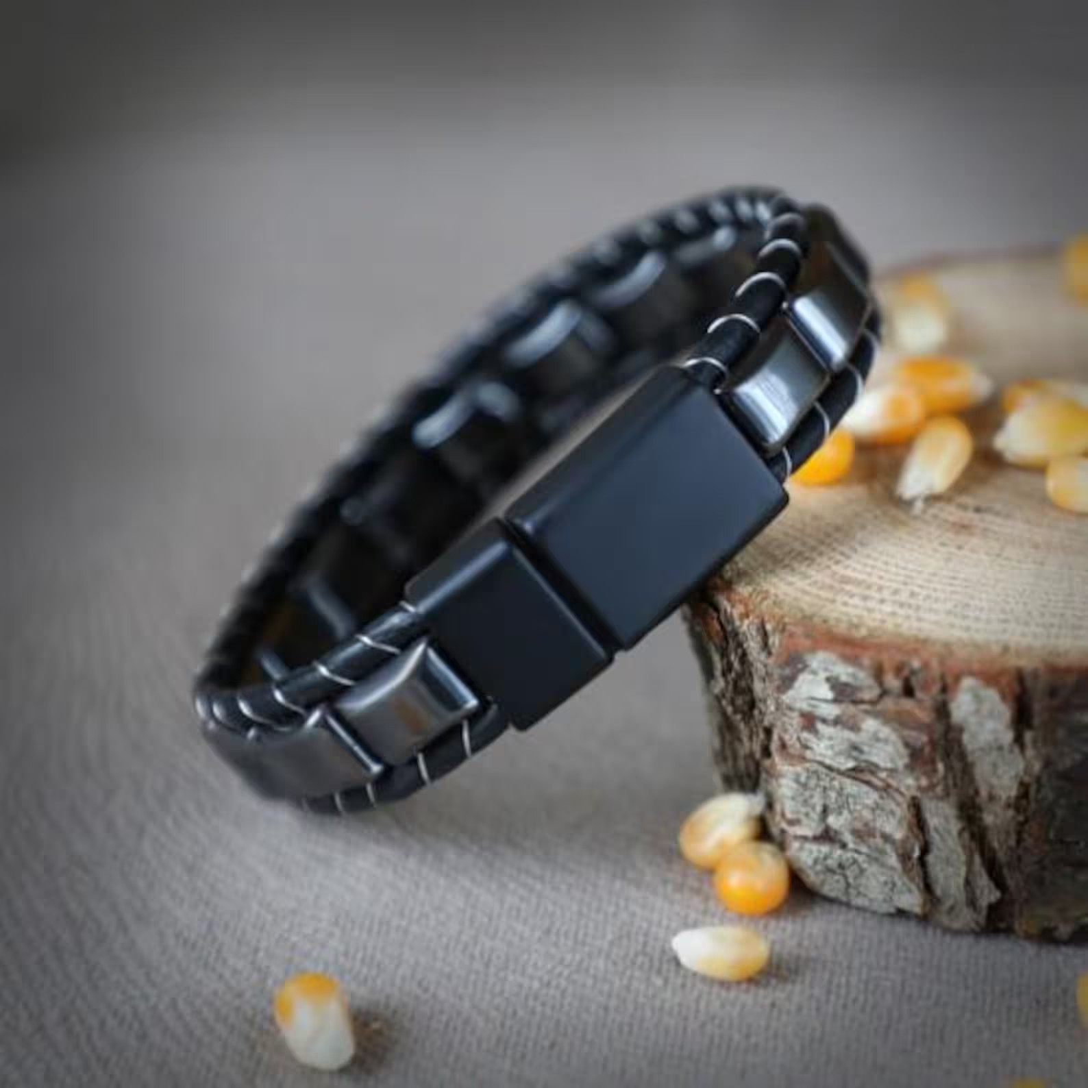 Mens Hematite Leather Bracelet Magnetic Clasp Protection Healing Crystal Bangle