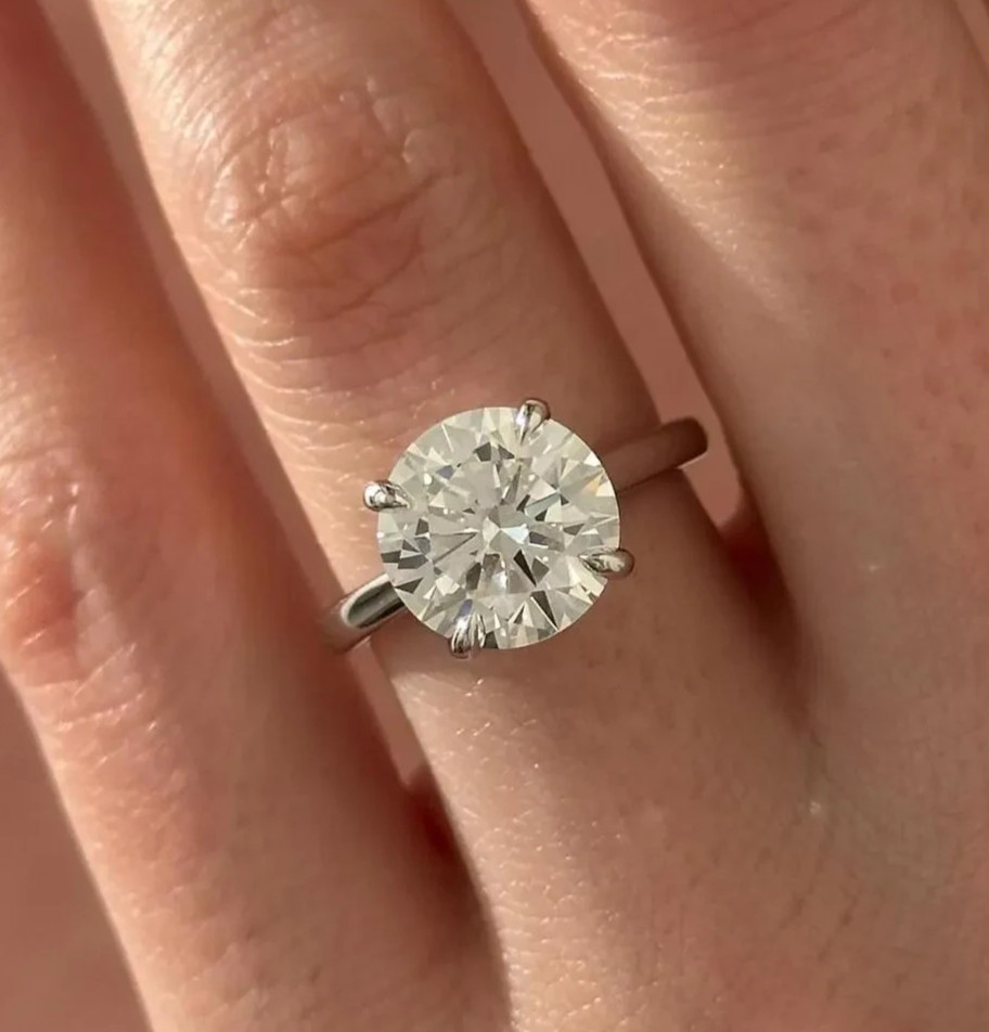 IGI 5Ct Round-Cut EF/VS1 Lab Grown Diamond Cathedral Wedding Ring Platinum 950