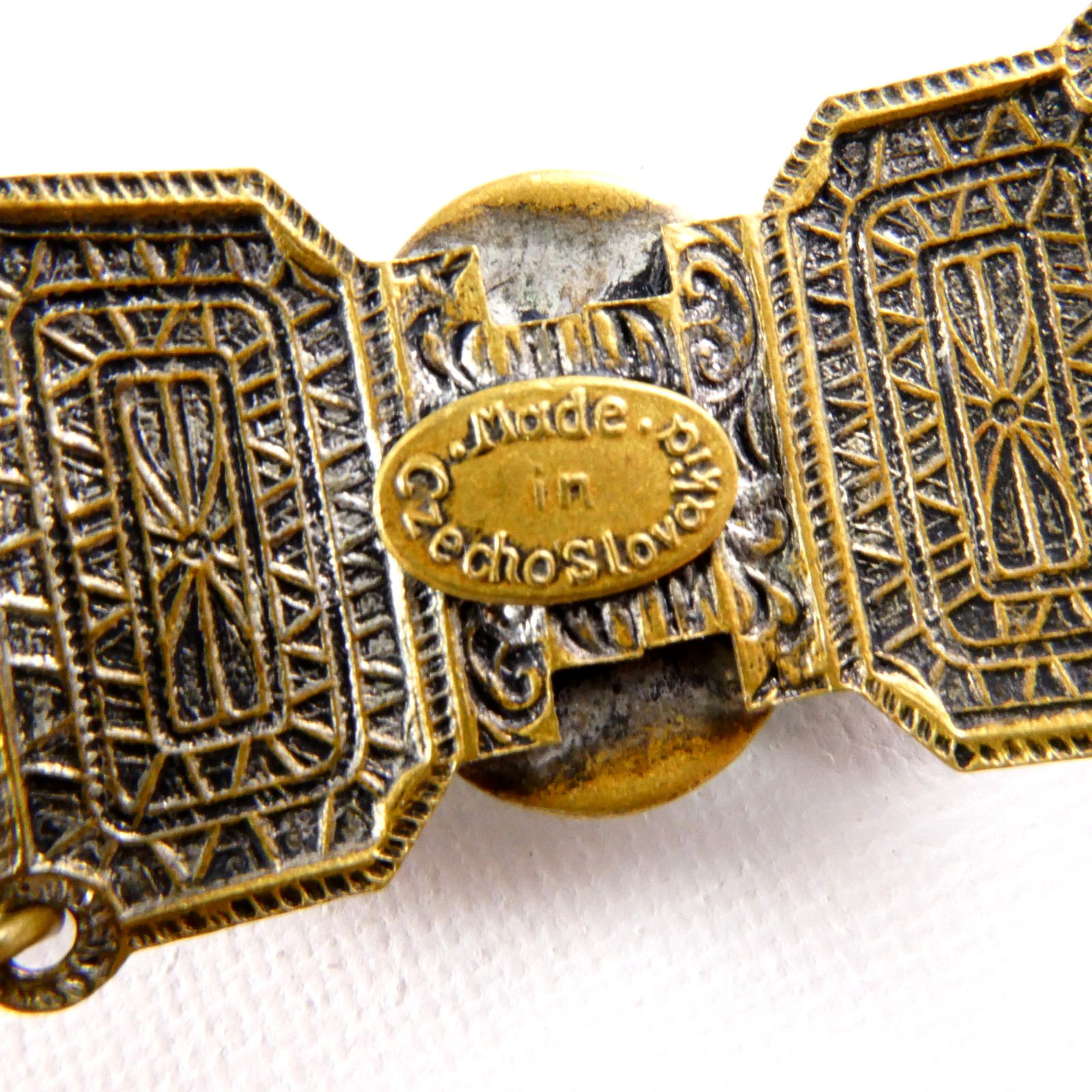 Vintage Czech Ornate Brass Tone Bracelet Filigree Links Peking Glass Cabochons