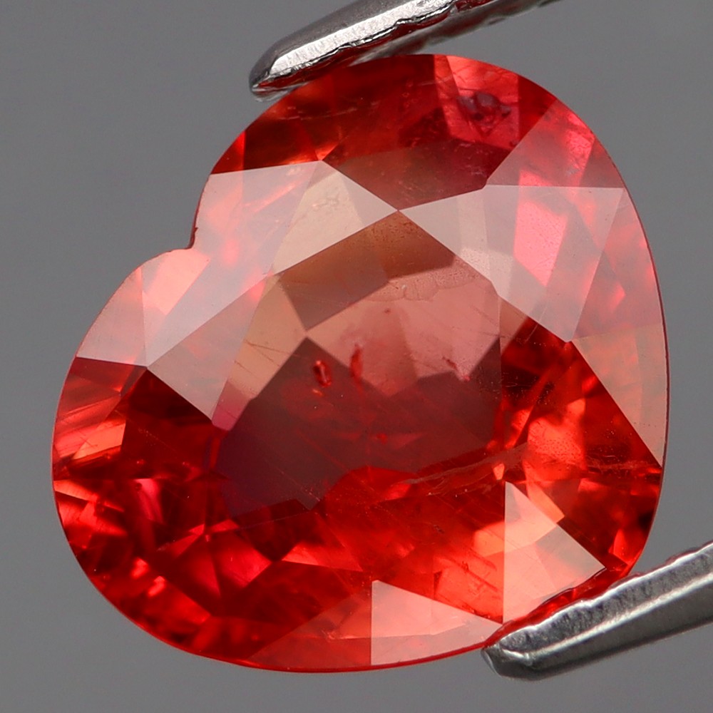 2.66Ct.Very Good Color! Natural Imperial Red Sapphire Africa HEART Lovely