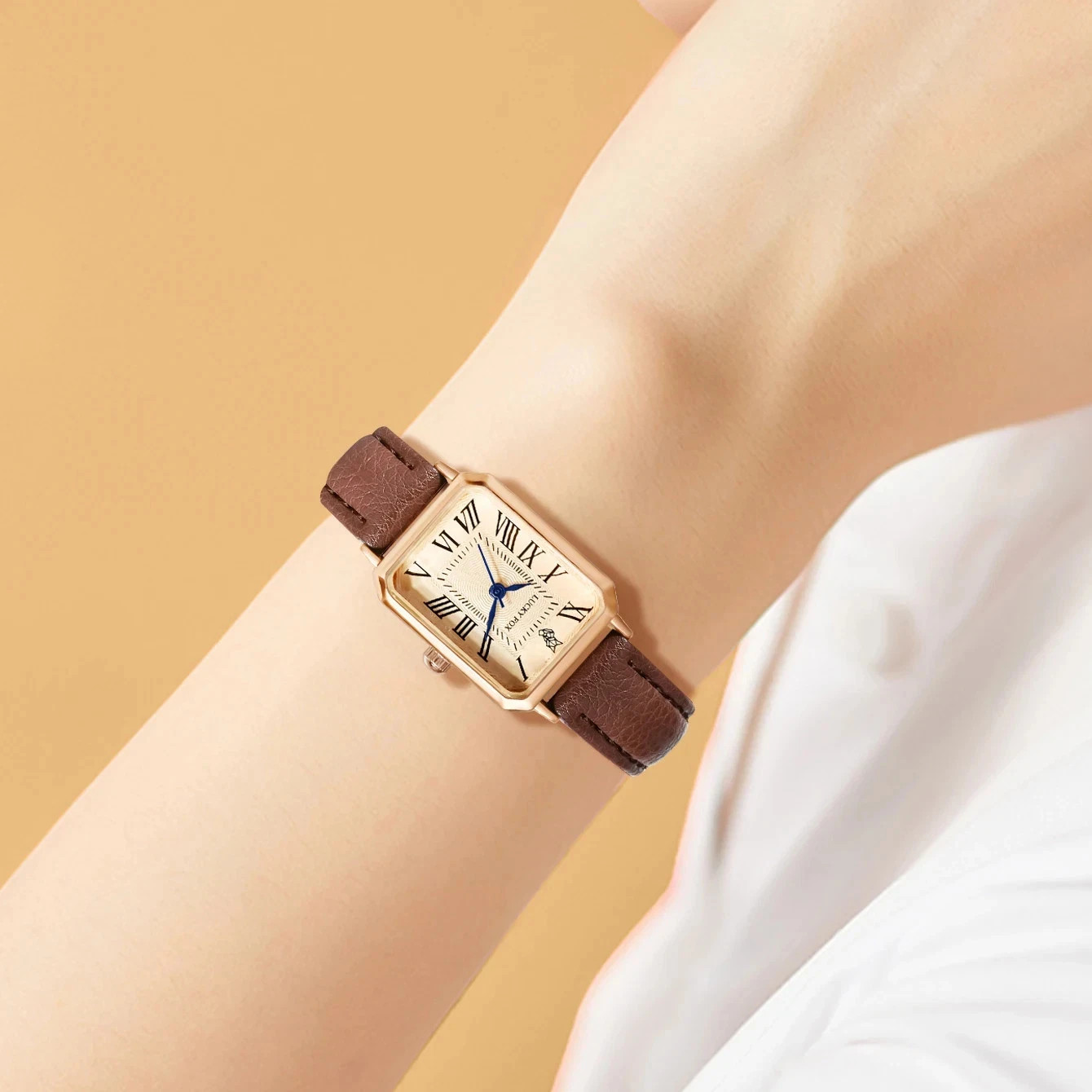 Fashion Retro Digital Dial Casual Watches Square Leather Strap Fashionable
