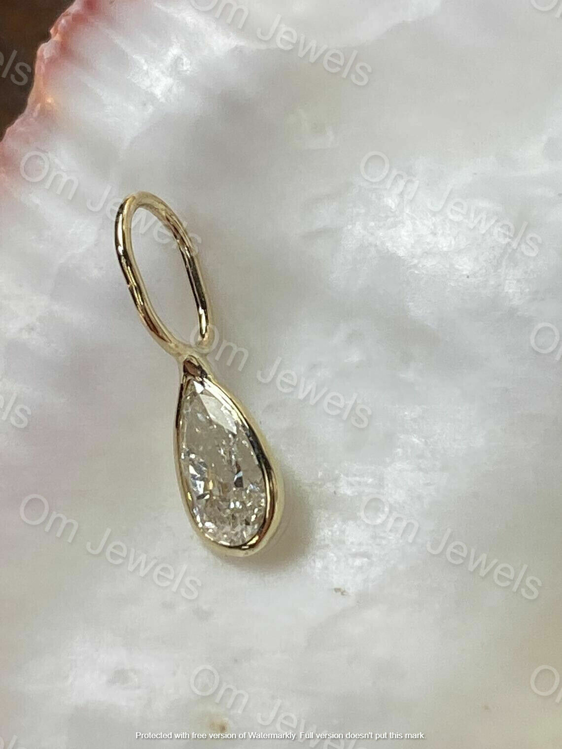 2Ct Pear Cut VVS1 Diamond Solitaire Pendant 18″Free Chain 14K Yellow Gold Finish