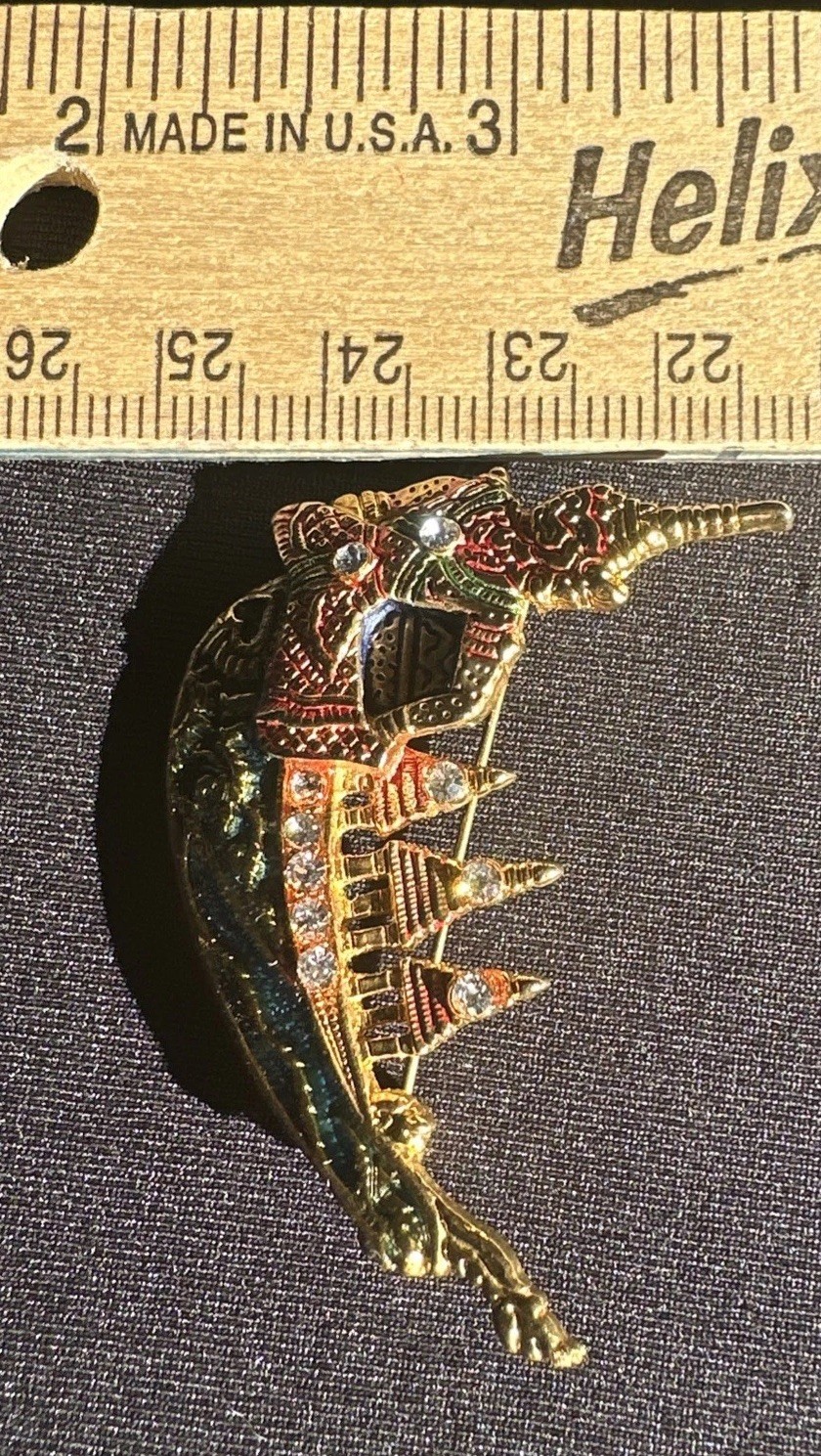 Brooch Pin Siam Gondola Thai Gold Rhinestones Enameled Vintage 2.5″