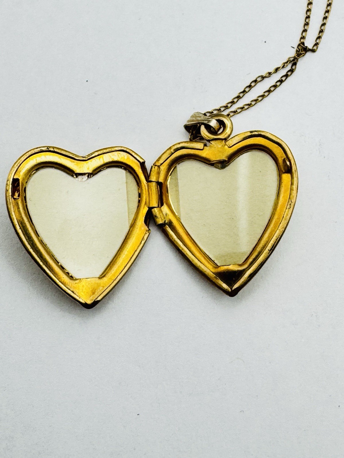 1/20 14k GF Heart Shaped Locket Pendant Etched Flower w/Chain I Love You