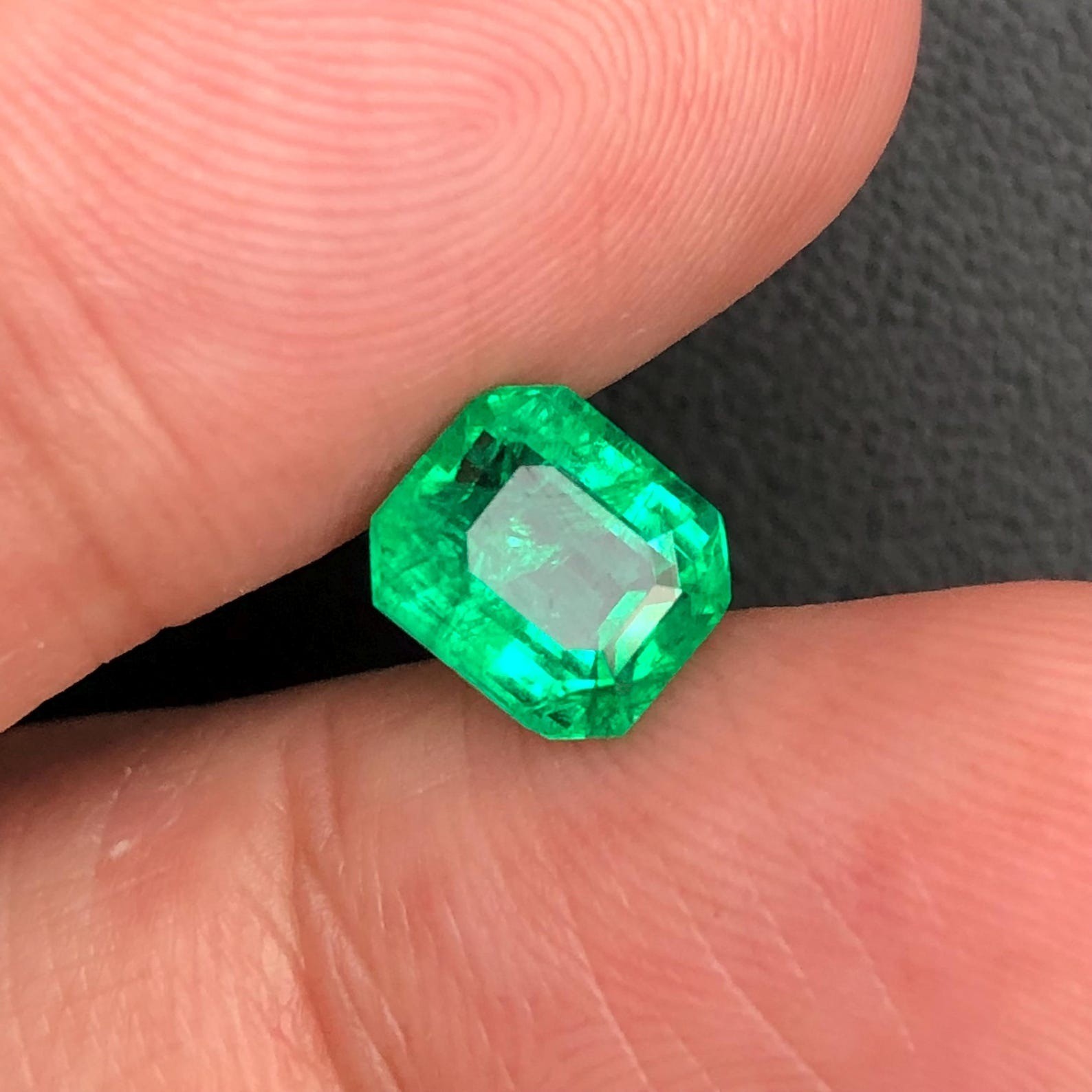Flawless Natural 4.55 Ct Green Emerald GIE Certified Emerald Cut Loose Gemstone