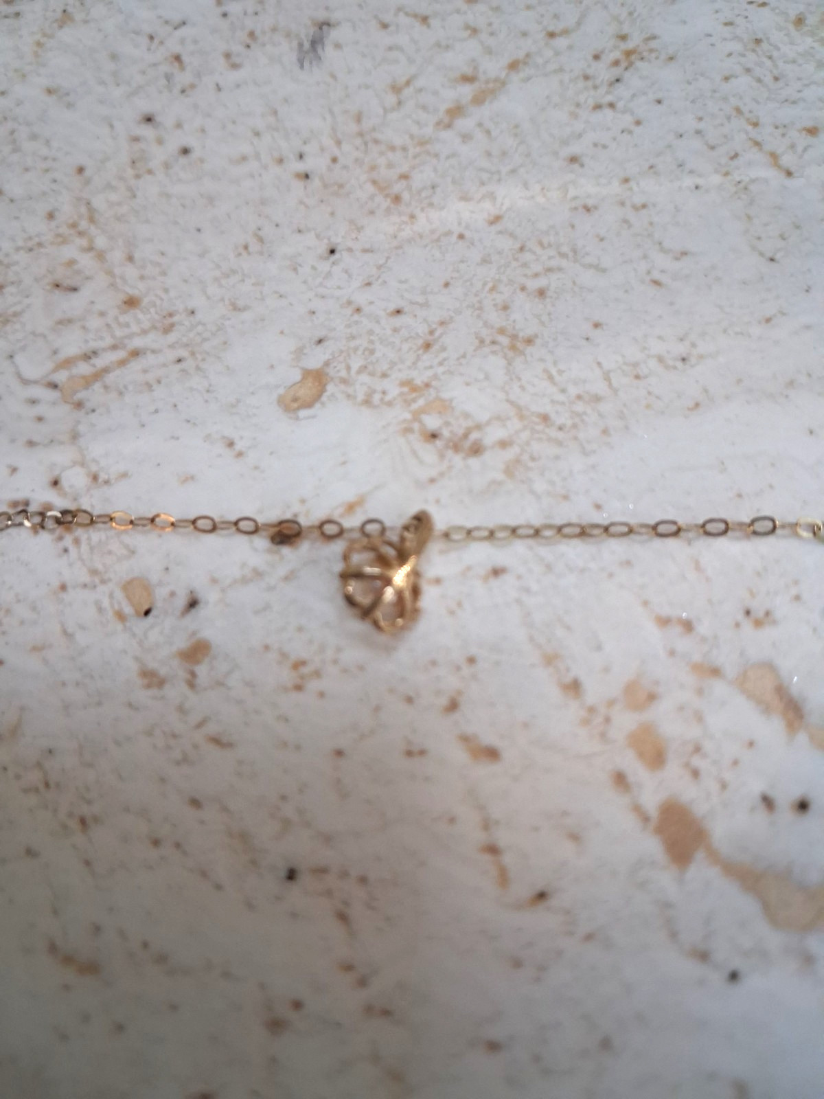 Freshwater Pearl Pendant Necklace, 40cm/16inches, new and tagged.
