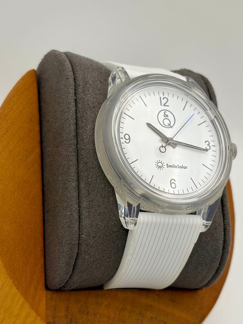 CITIZEN Q&Q SmileSolar Analog Watch
