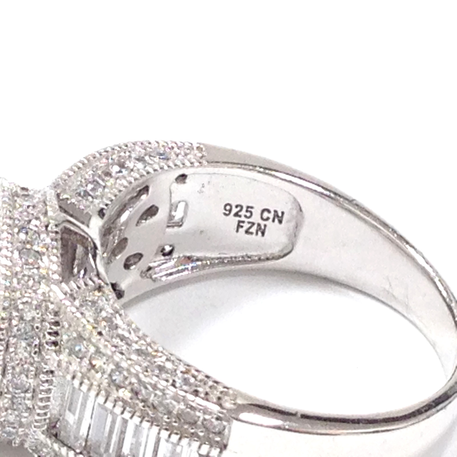 FZN Fuzion Creations 925 Sterling Silver Round Clear CZ Engagement Ring Sz 7.75