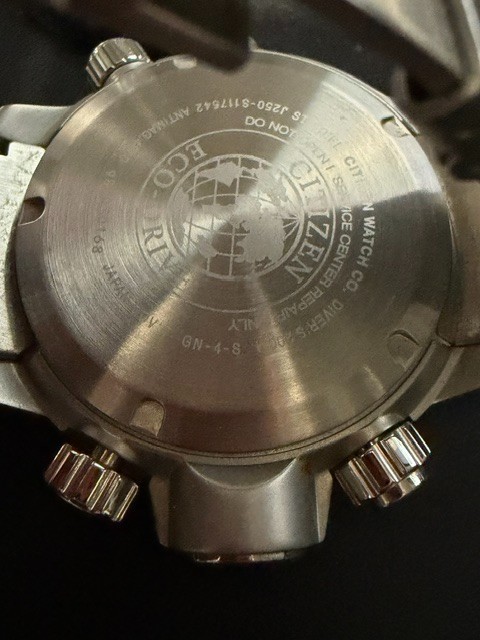 Citizen Caliber J250 Eco-Drive Divers Watch