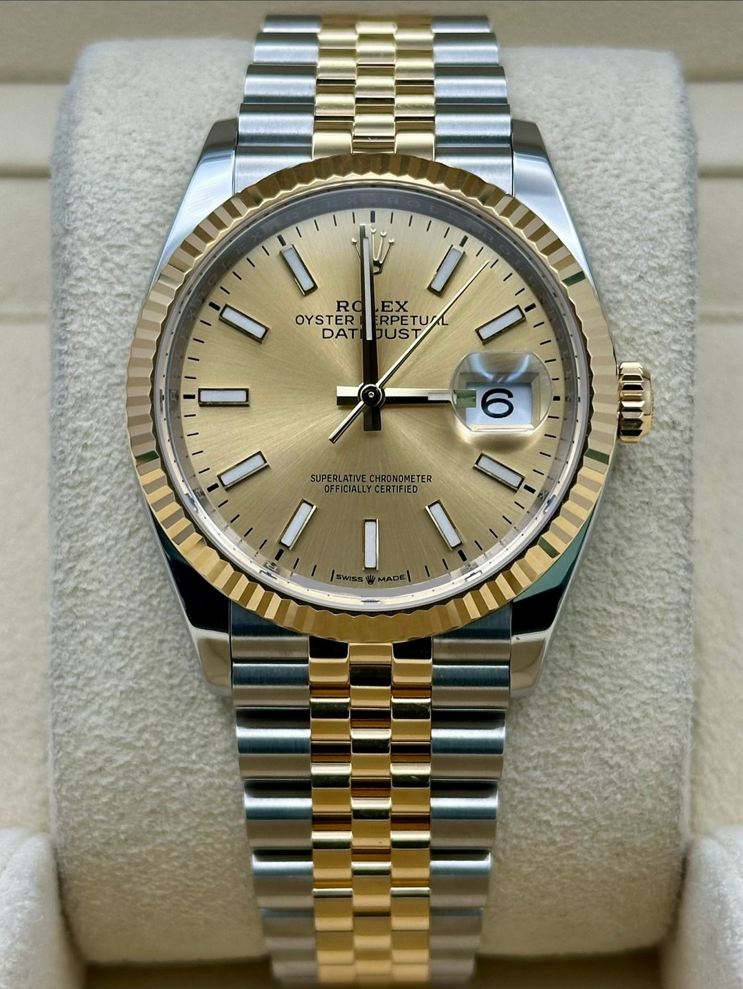 Rolex 126233 2023 Champagne Dial Box & Papers