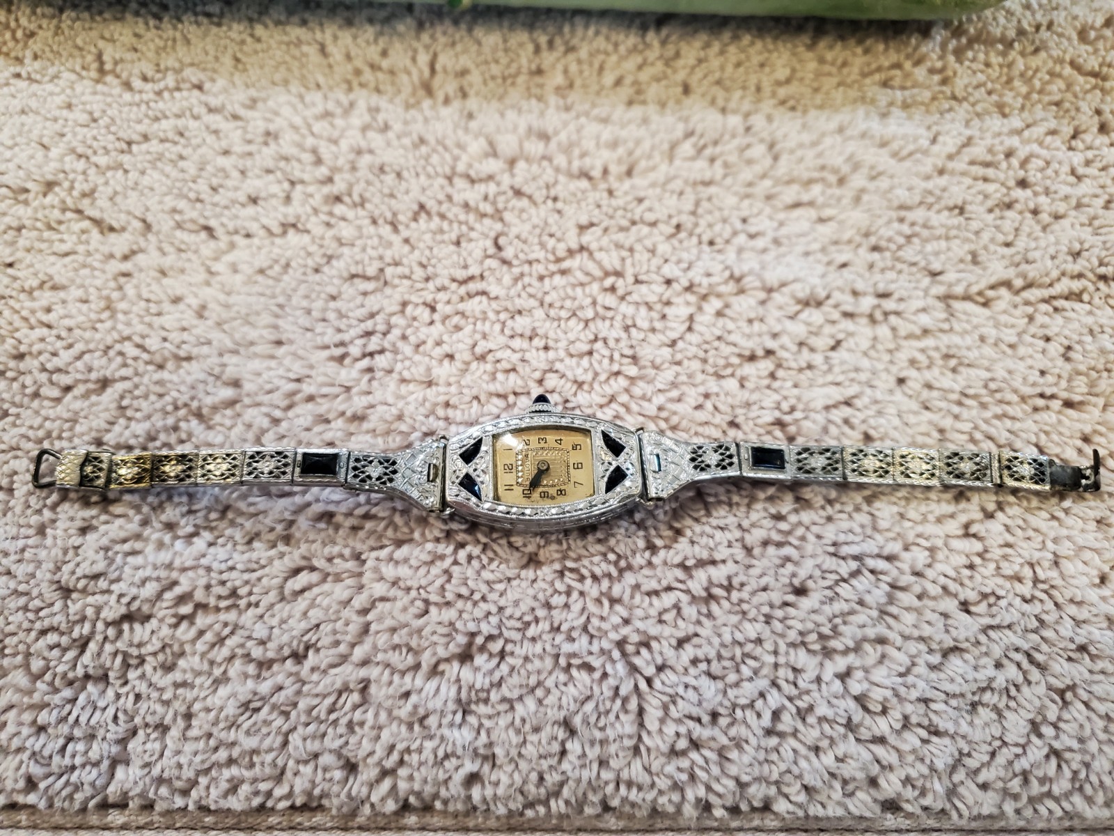 *Bulova Women’ Watch Marked June 10, 1924 W/ 750 Marking *SEE DESCRIPTION