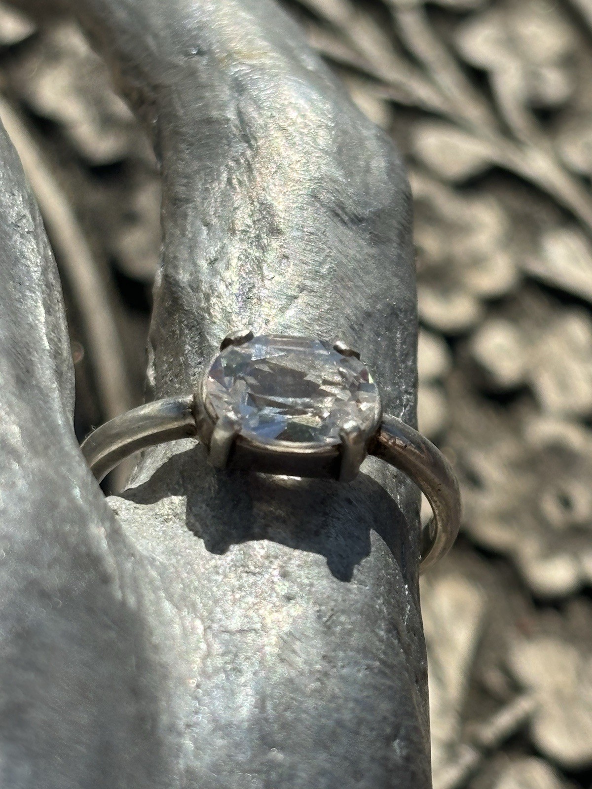 Silver oval white cubic zirconia ring size 7