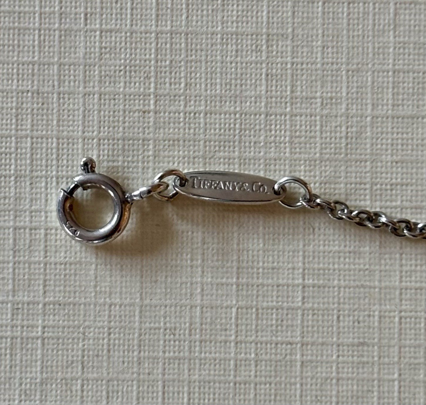 Tiffany & Co. Elsa Peretti 5 Teardrop Necklace 16″ Sterling Silver 925