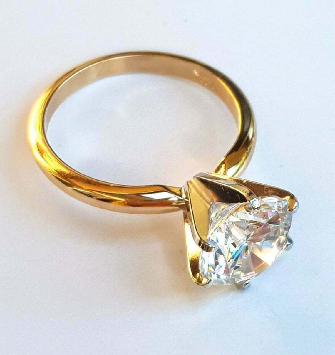 5.85 Ct White Diamond Solitaire Ring with 18KP Gold Plating