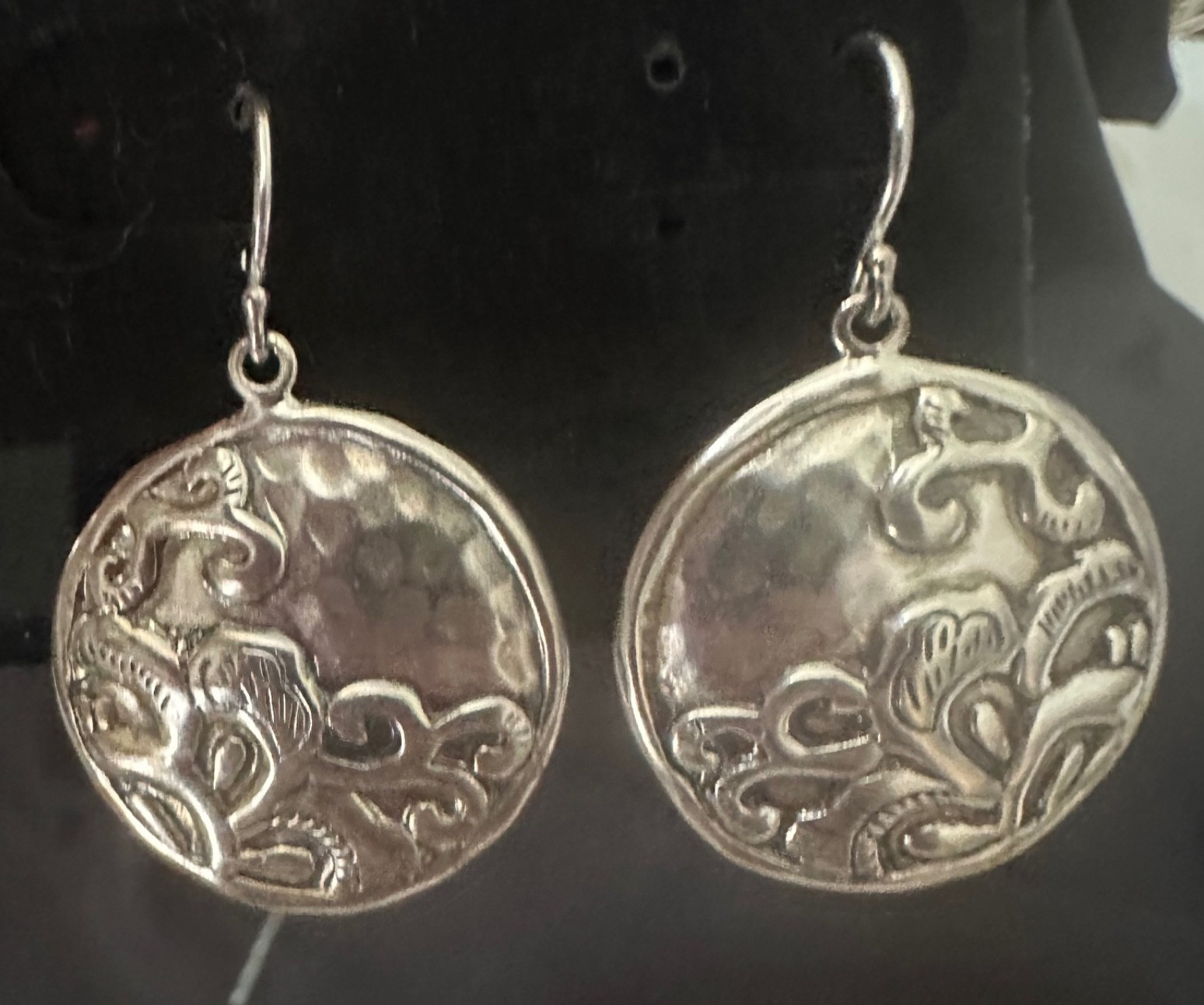 SILPADA Round “TIDAL WAVE” Disc EMBOSSED Earrings Hammered .925 Sterling Silver