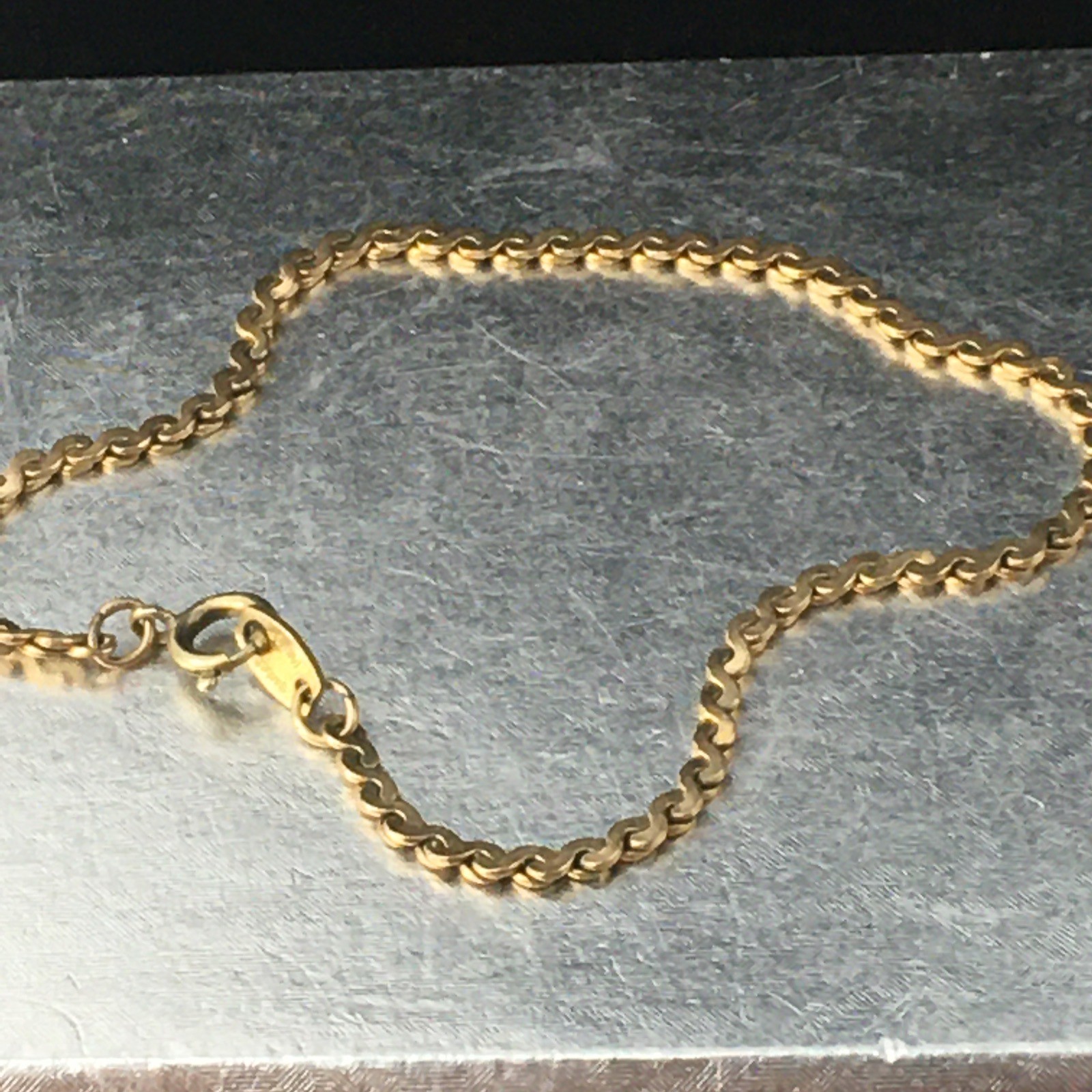 Vtg SWEET 1/20 14k Gold Filled Twist Chain Bracelet 8.5″