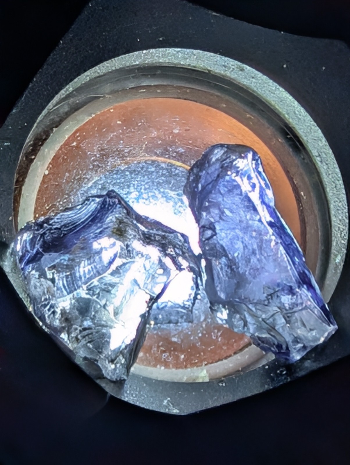 USA seller 11.45 Eye clean Iolite color changing facet rough gemstone specimen