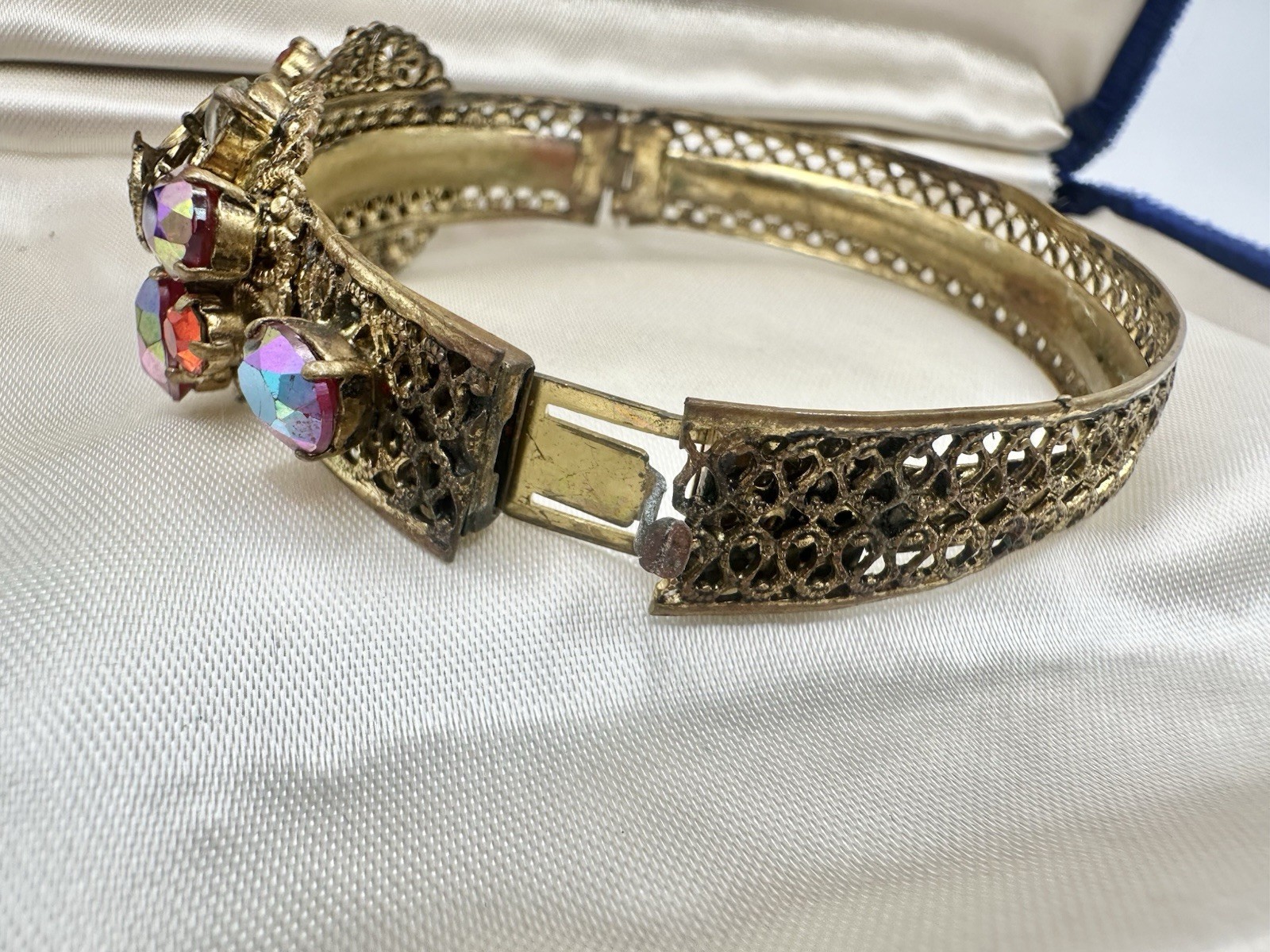 Antique Victorian AB Austria? Red Rhinestone Hinge Bracelet Vines Unsigned Read