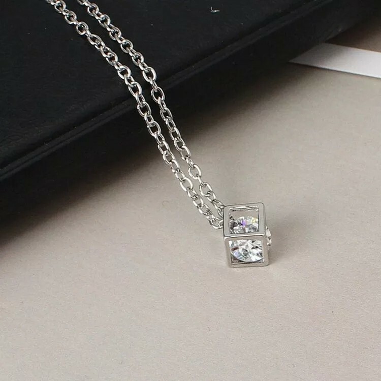 New Fashionable Love Cube Three-dimensional Necklace Shiny Charm Rhinestones
